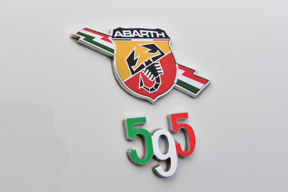 595 Emblem Decal