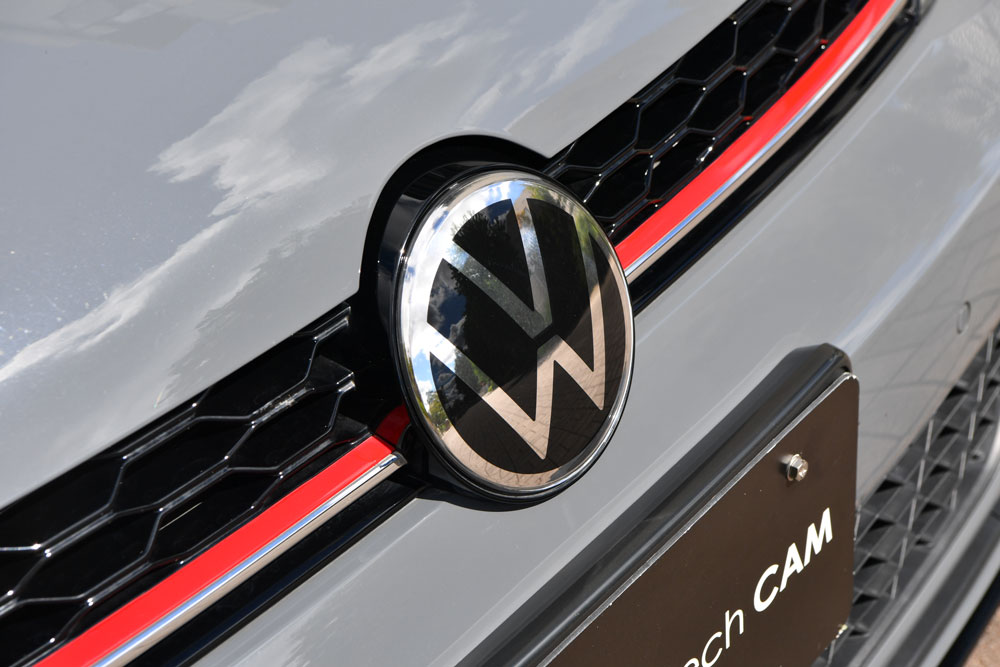 Volkswagen New logo Front Emblem for Golf7.5
